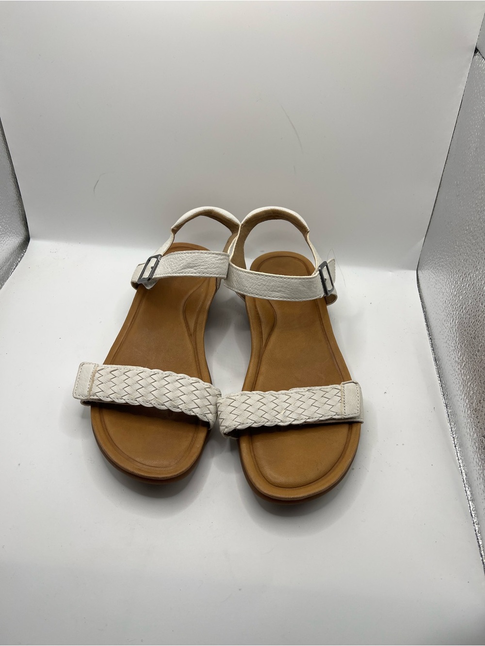 Aetrex White Braided Strap Sandals - Picture 4 of 11
